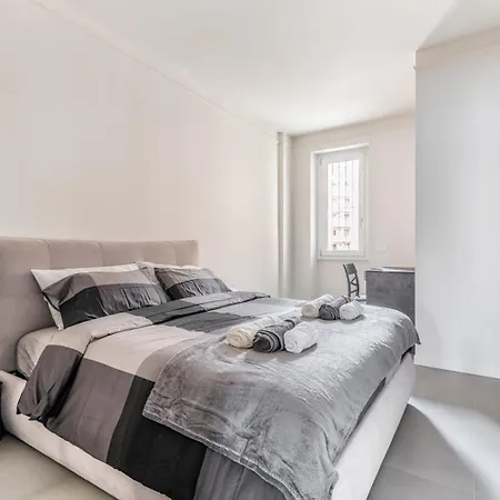 Apartment 15 Minuti Dal Duomo - Metro A 2 Passi